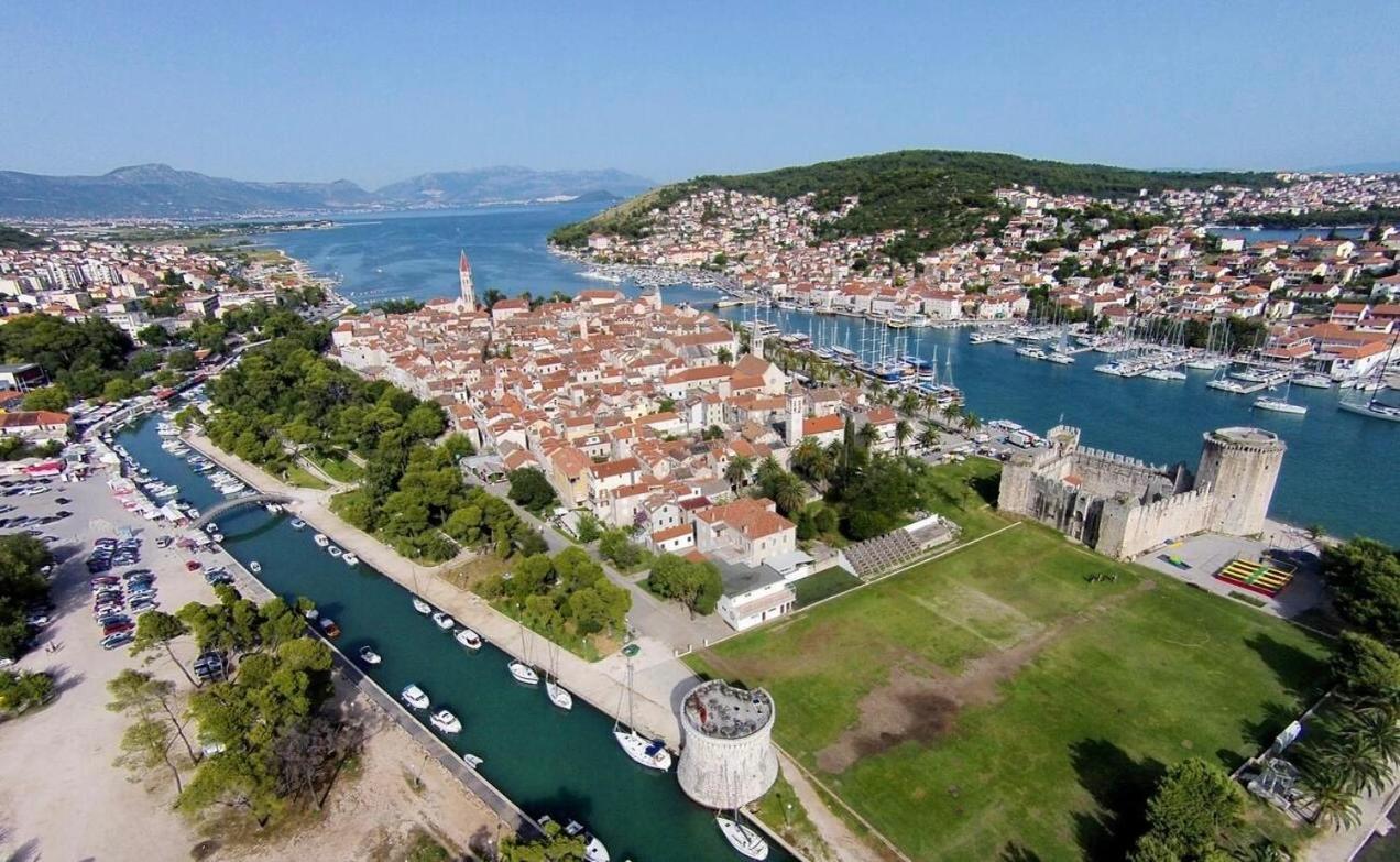 Apartman Bella Trogir Bagian luar foto